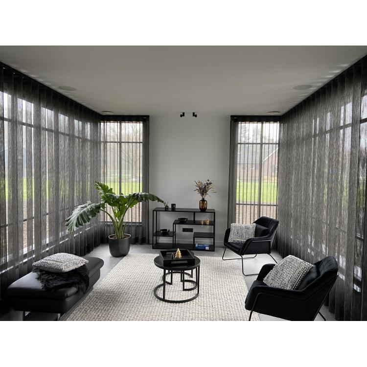 Inbetween Malva Zwart