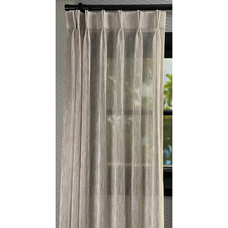 Inbetween Malva Zand