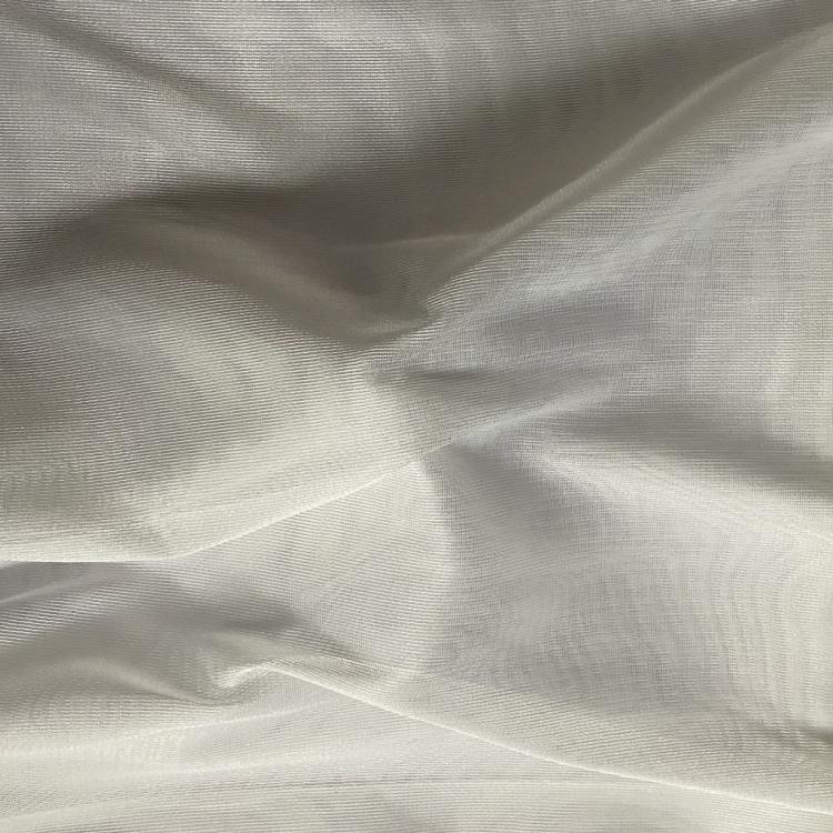 Inbetween Bellis Wit