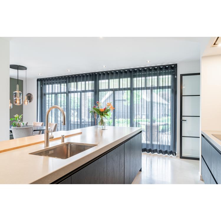 Inbetween Discenta Zwart