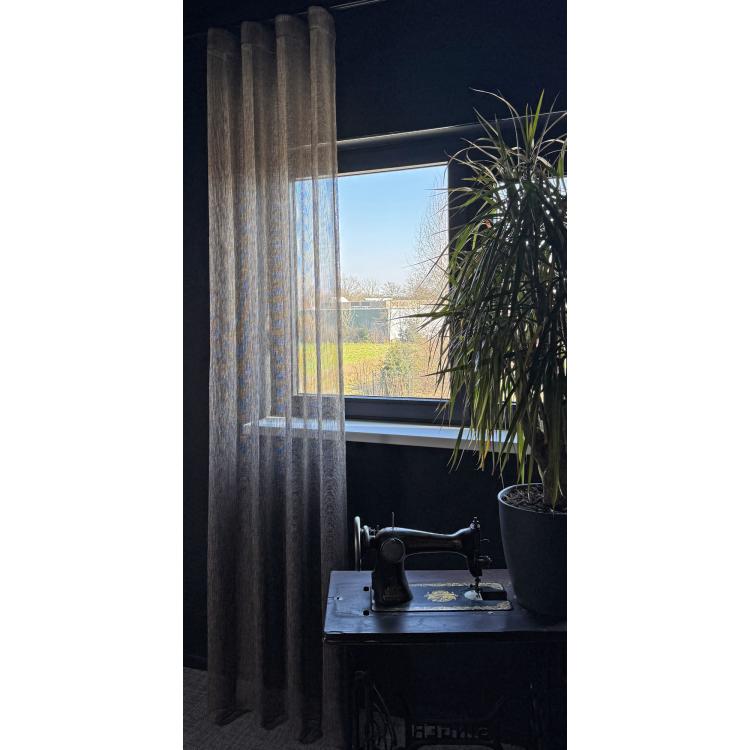 Inbetween Malva Bruin