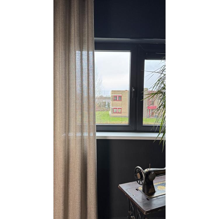 Inbetween Hyper Lichtbruin